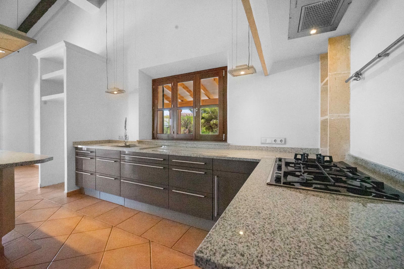 5 bedroom Finca/Country House for sale in Cala Murada with pool - € 2,950,000 (Ref: 10049870)