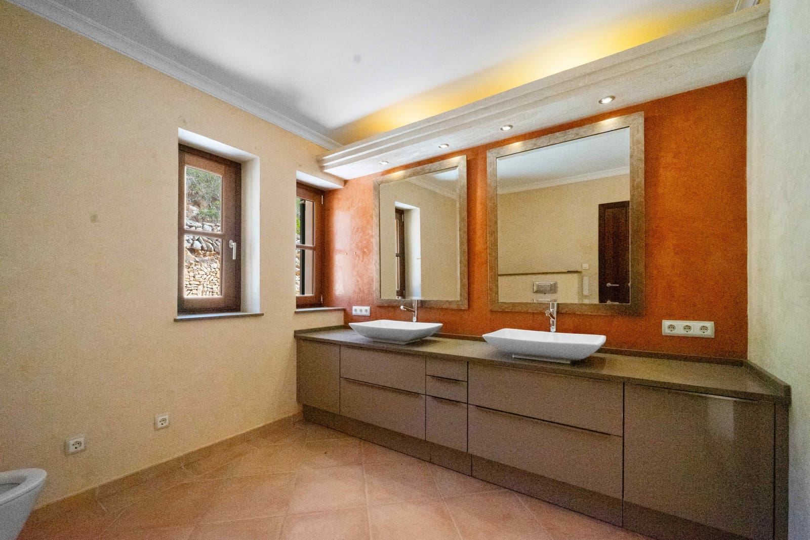 5 bedroom Finca/Country House for sale in Cala Murada with pool - € 2,950,000 (Ref: 10049870)