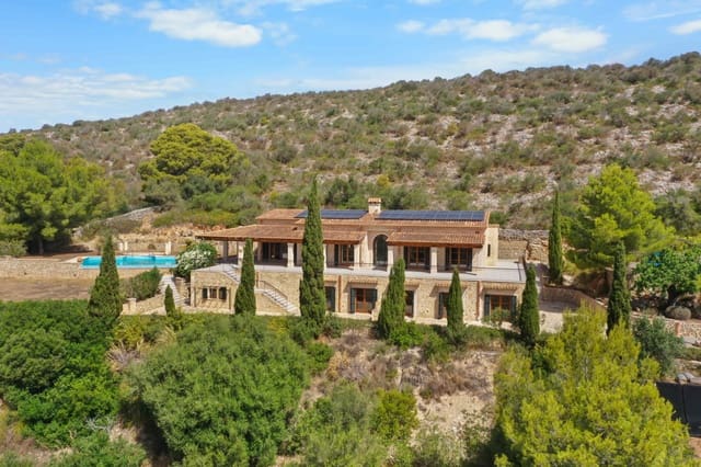5 soverom Finca/Herregård til salgs i Cala Murada, Manacor med svømmebasseng - € 2 950 000 (Ref: 10049870)