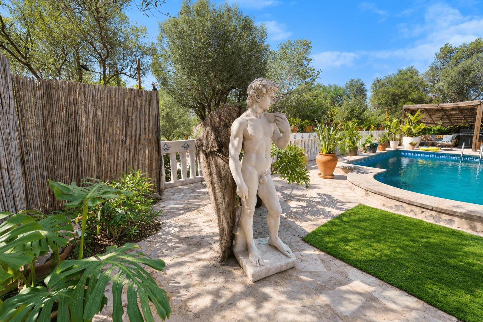 9 bedroom Finca/Country House for sale in Algaida with pool - € 875,000 (Ref: 10076899)