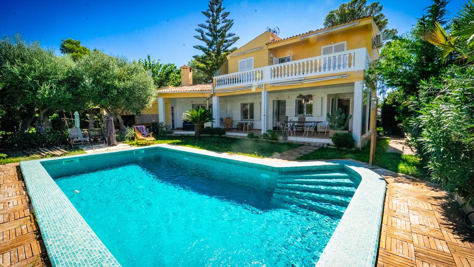 4 chambre Villa/Maison à vendre à Llucmajor avec piscine - 879 000 € (Ref: 10116046)