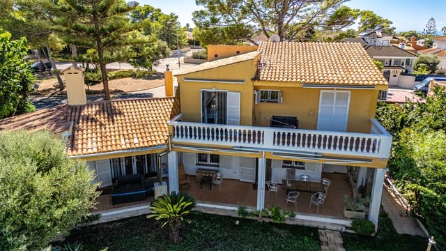 4 chambre Villa/Maison à vendre à Llucmajor avec piscine - 879 000 € (Ref: 10116046)