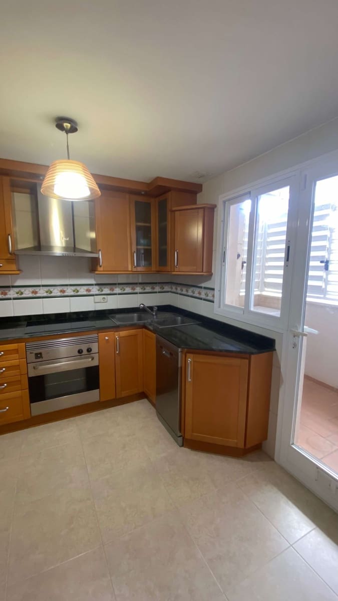 3 makuuhuone Huoneisto myytävänä paikassa Portocristo / Port de Manacor mukana 
autotalli - 398 000 € (Ref: 10145100)