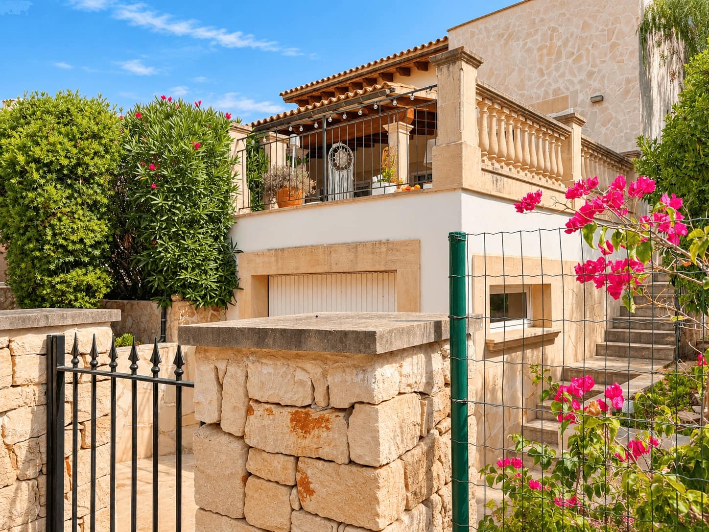 Chalet de 3 habitaciones en Santanyí en venta con piscina garaje - 1.090.000 € (Ref: 10187251)