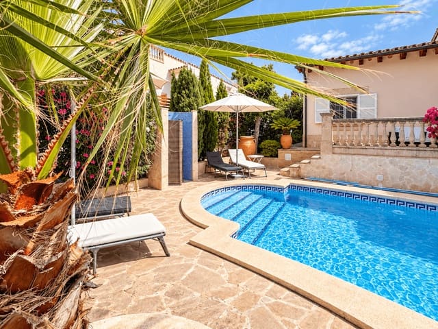 Chalet de 3 habitaciones en Santanyí en venta con piscina garaje - 1.090.000 € (Ref: 10187251)