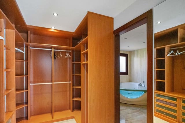 4 soverom Villa til salgs i Felanitx med svømmebasseng garasje - € 995 000 (Ref: 8523663)