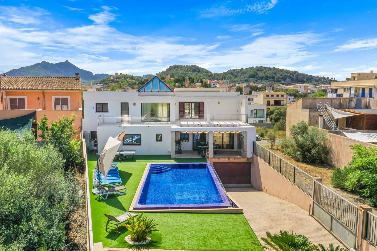 4 sypialnia Willa na sprzedaż w Felanitx z basenem garażem - 995 000 € (Ref: 8523663)