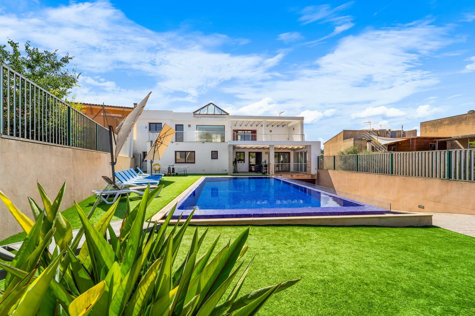 4 sypialnia Willa na sprzedaż w Felanitx z basenem garażem - 995 000 € (Ref: 8523663)