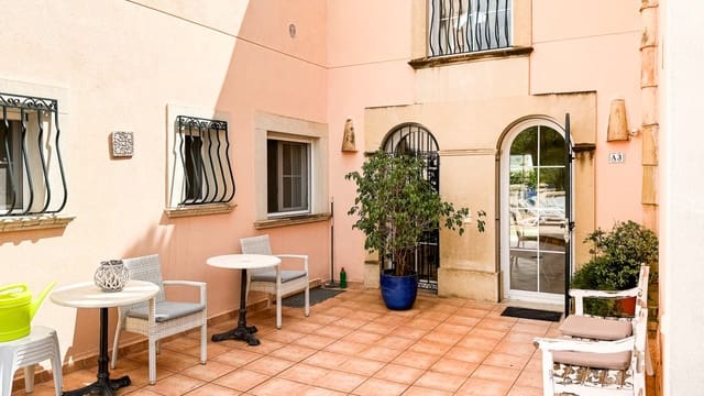 4 soveværelse Lejlighed til salg i Peguera / Paguera, Calvià med swimmingpool garage - € 890.000 (Ref: 8523665)