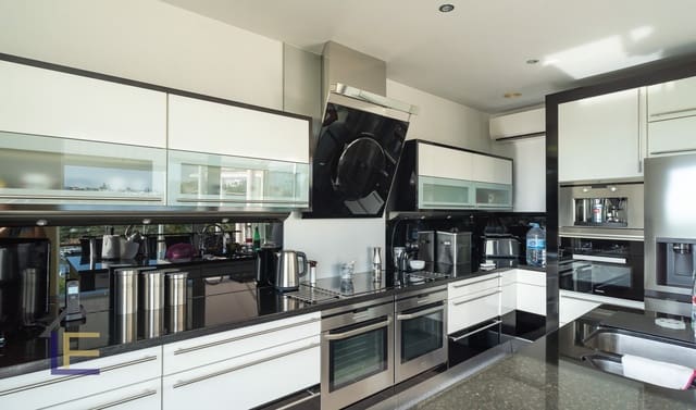 5 soveværelse Villa til salg i Cala d'Or, Santanyí med swimmingpool garage - € 3.400.000 (Ref: 8523672)