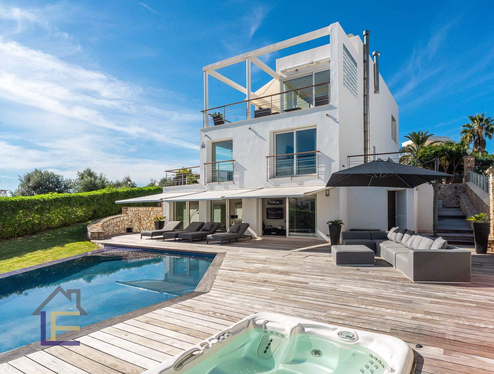5 soveværelse Villa til salg i Cala d'Or med swimmingpool garage - € 3.400.000 (Ref: 8523672)