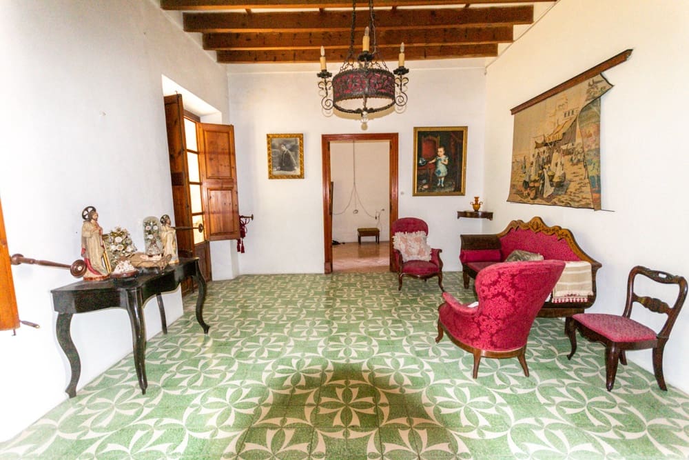 Casa de 8 habitaciones en Felanitx en venta con garaje - 860.000 € (Ref: 8523685)