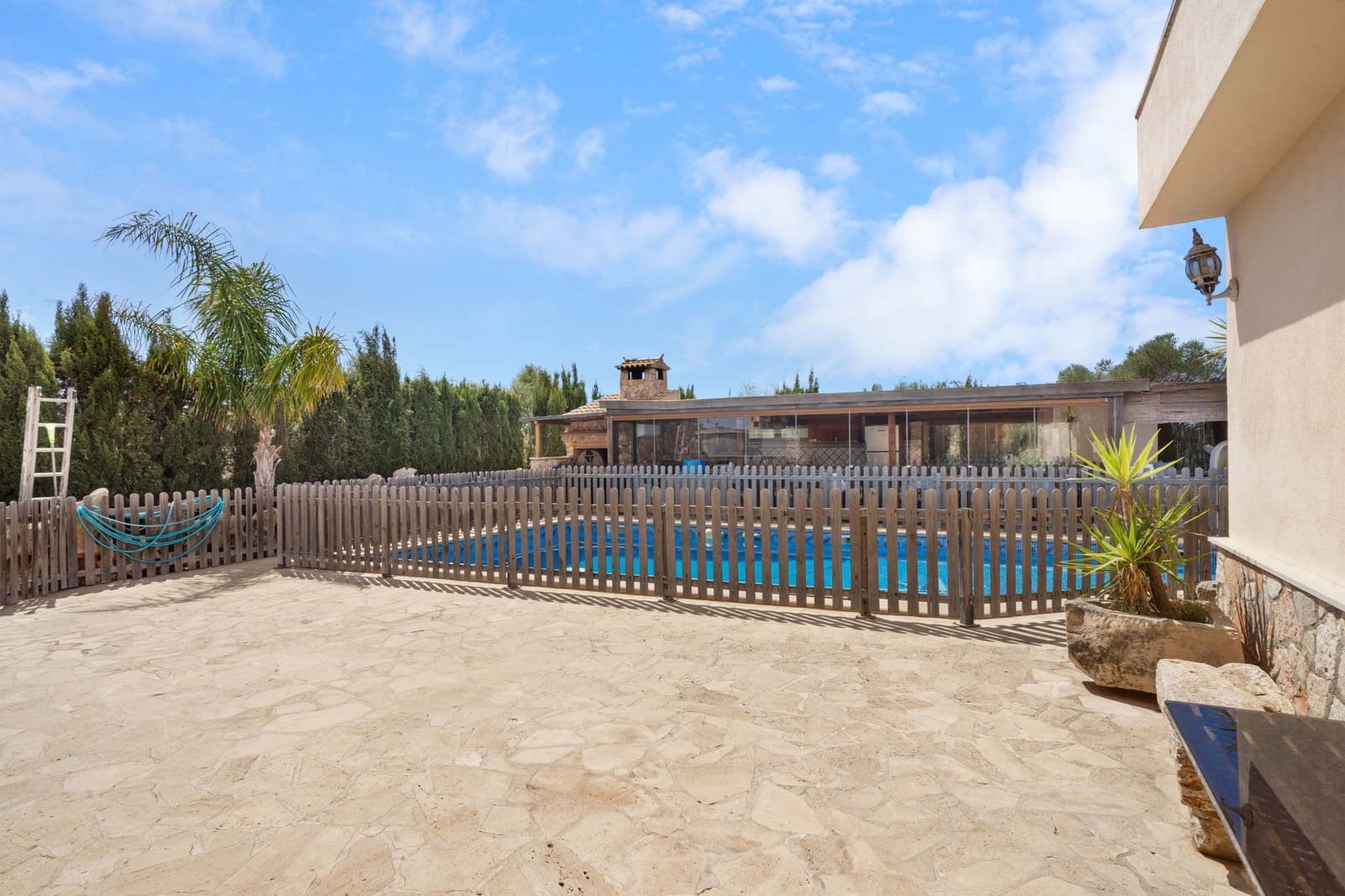 4 bedroom Villa for sale in Portocolom with pool garage - € 1,300,000 (Ref: 8523721)