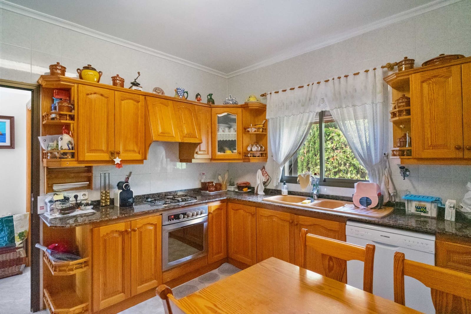 4 bedroom Villa for sale in Portocolom with pool garage - € 1,300,000 (Ref: 8523721)