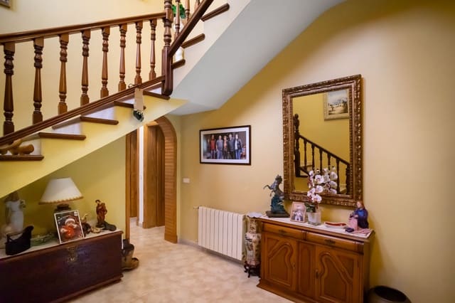 4 soveværelse Villa til salg i Portocolom, Felanitx med swimmingpool garage - € 1.300.000 (Ref: 8523721)