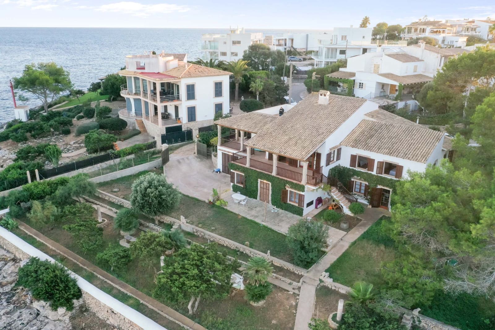 7 bedroom Villa for sale in Portocolom with garage - € 3,600,000 (Ref: 8523740)