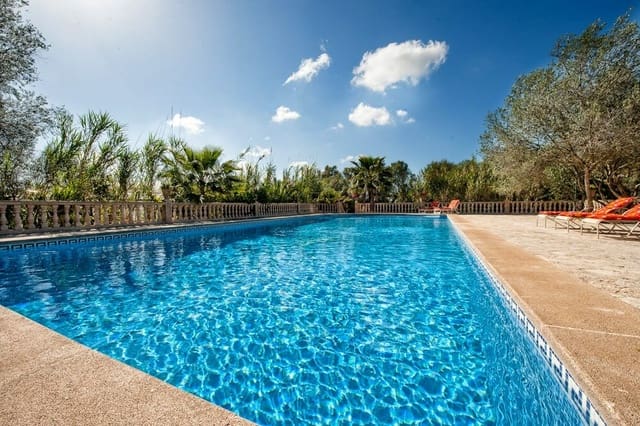 5 soveværelse Finca/Landehus til salg i Porreres med swimmingpool garage - € 2.200.000 (Ref: 8523748)