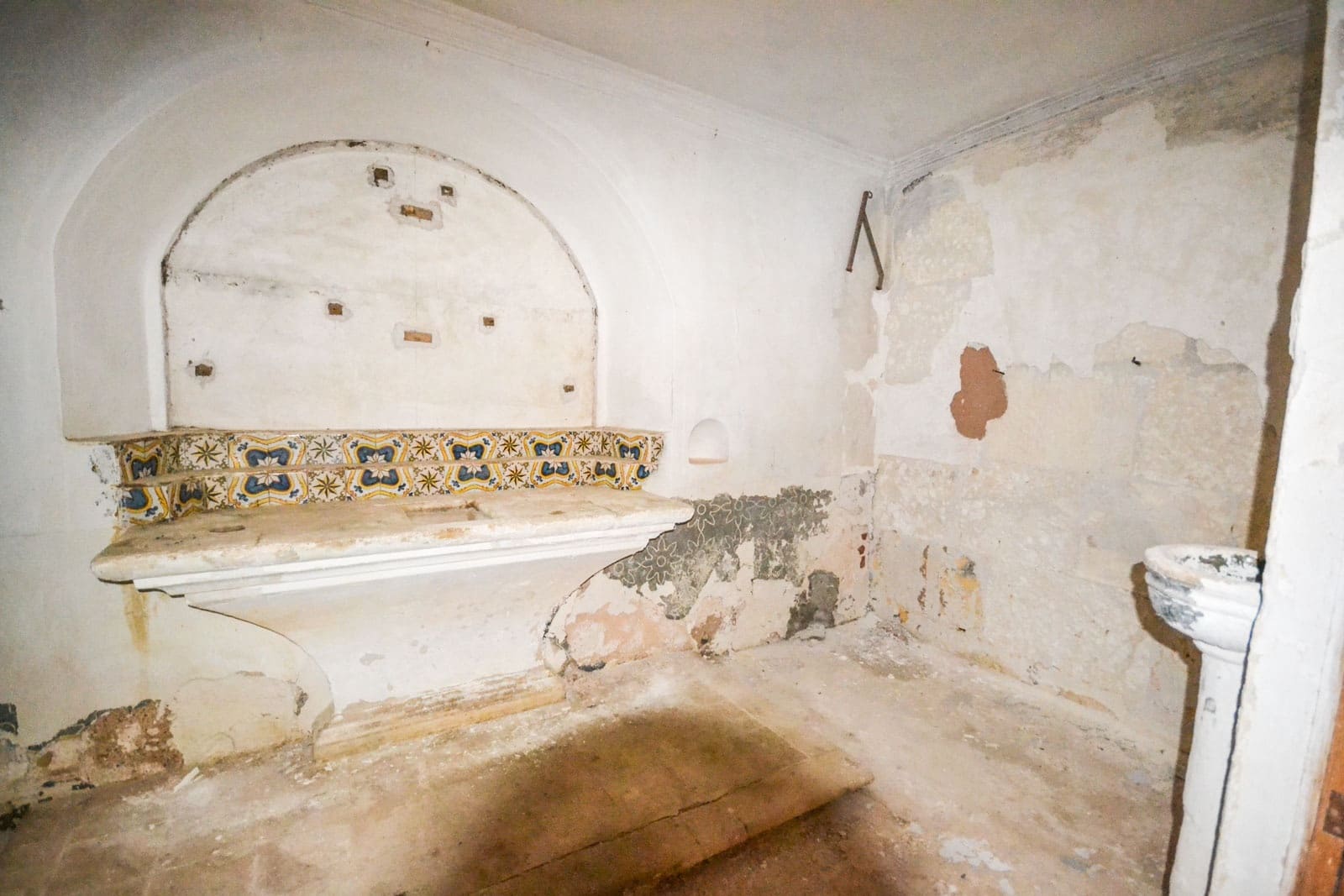 5 bedroom Finca/Country House for sale in Vilafranca de Bonany - € 2,250,000 (Ref: 8529981)