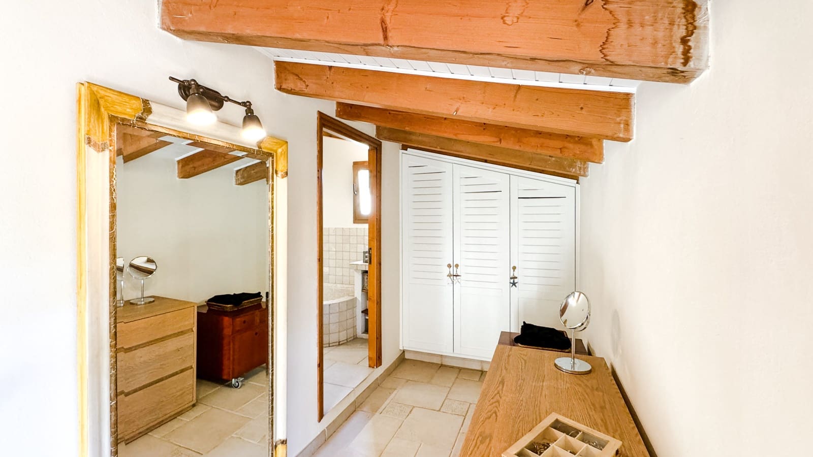 4 soveværelse Finca/Landehus til salg i Santa Ponsa med swimmingpool garage - € 1.995.000 (Ref: 8529987)