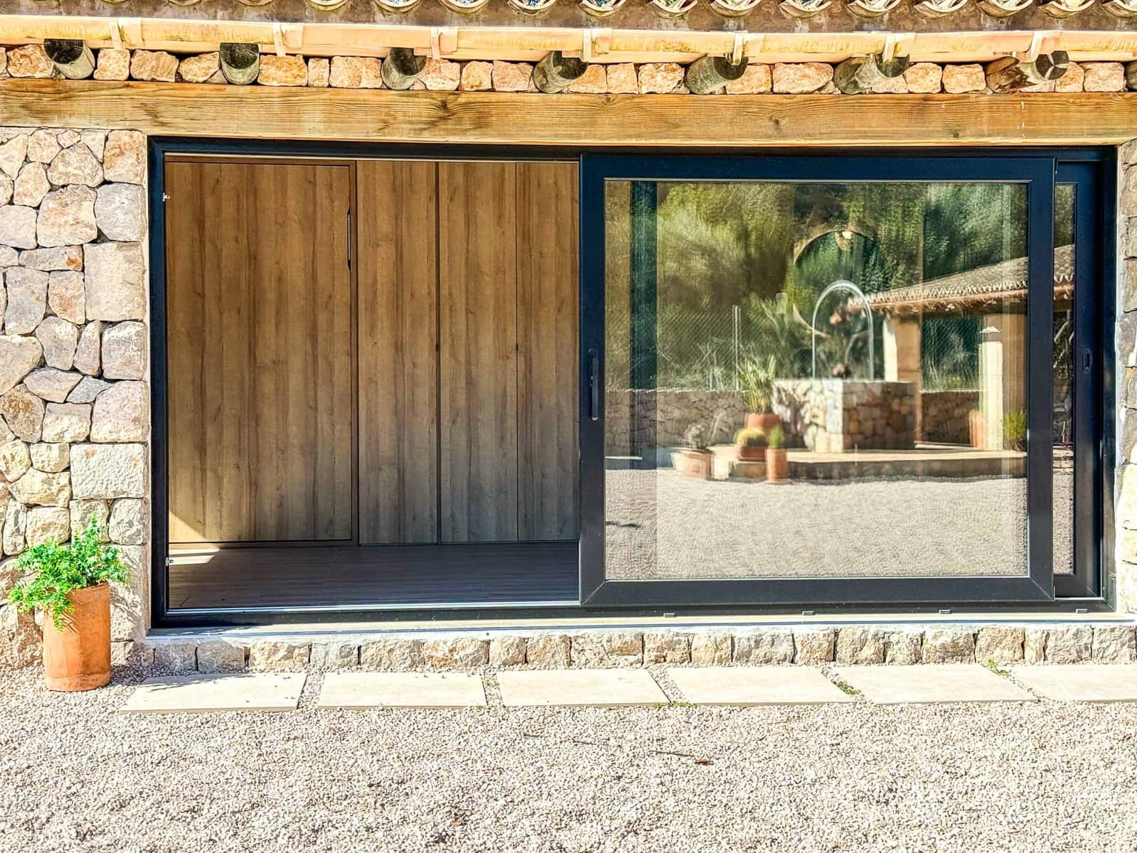 4 soveværelse Finca/Landehus til salg i Santa Ponsa med swimmingpool garage - € 1.995.000 (Ref: 8529987)