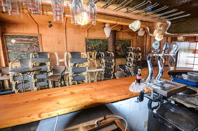 Commercieel te koop in Portocolom, Felanitx - € 190.000 (Ref: 8530003)