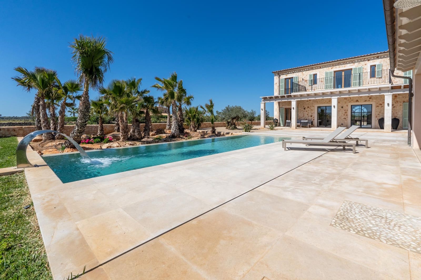 5 soveværelse Finca/Landehus til salg i Cala Llombards med swimmingpool garage - € 3.100.000 (Ref: 8530062)