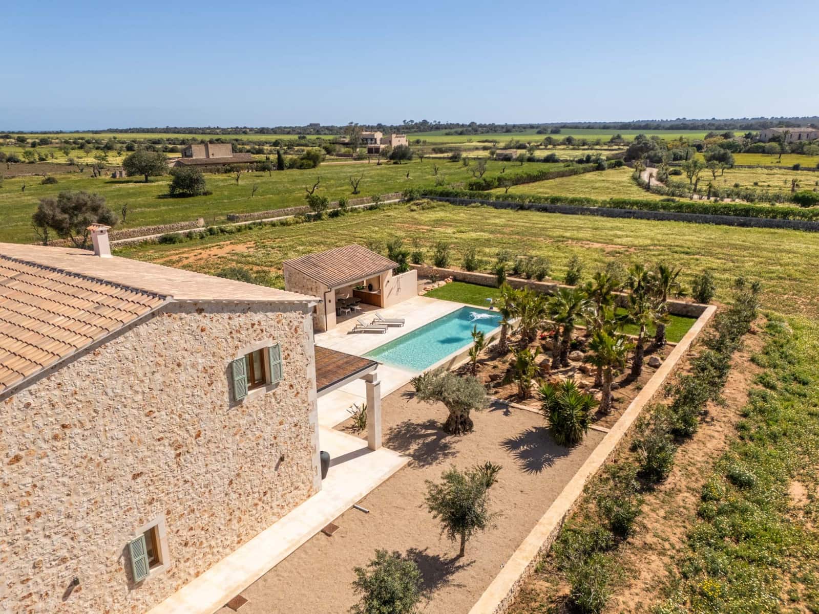 5 soveværelse Finca/Landehus til salg i Cala Llombards med swimmingpool garage - € 3.100.000 (Ref: 8530062)