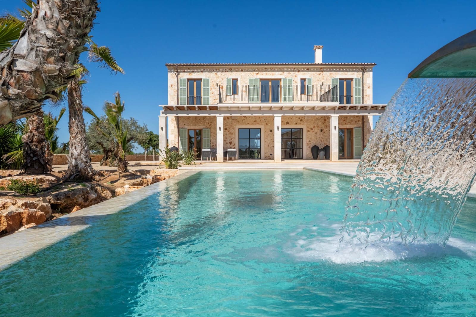 5 soveværelse Finca/Landehus til salg i Cala Llombards med swimmingpool garage - € 3.100.000 (Ref: 8530062)