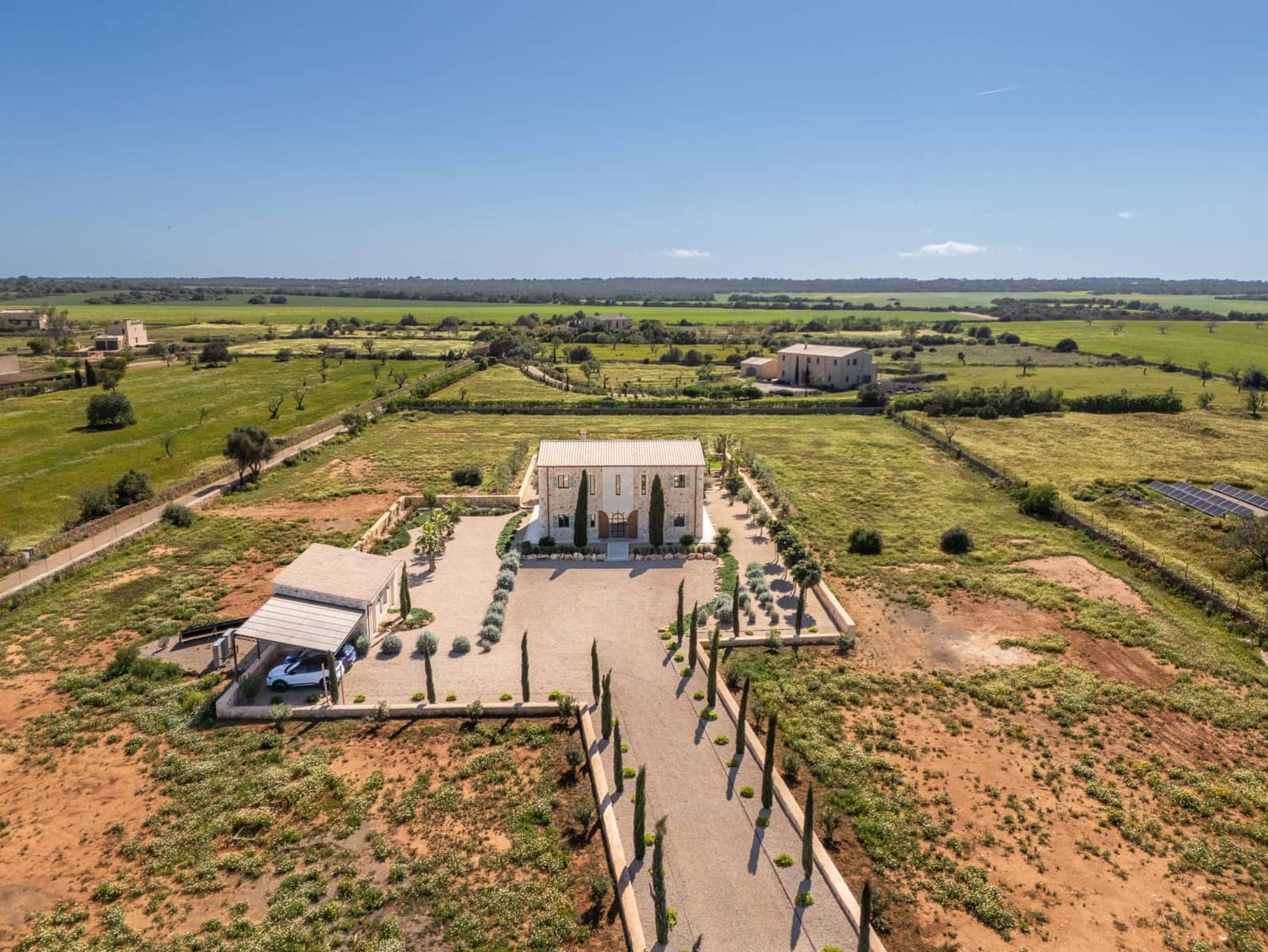 5 soveværelse Finca/Landehus til salg i Cala Llombards med swimmingpool garage - € 3.100.000 (Ref: 8530062)