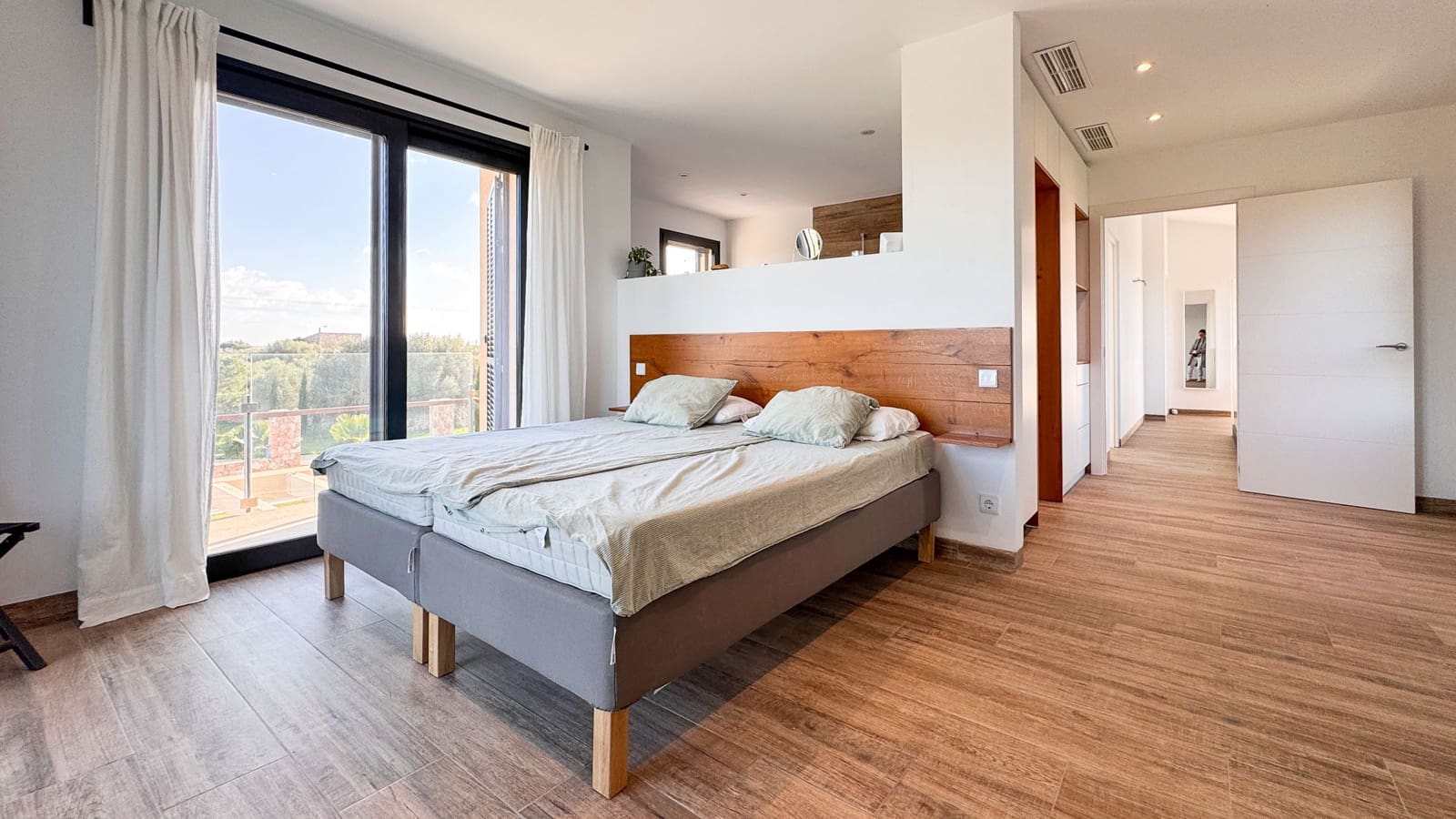 5 soveværelse Finca/Landehus til salg i Ses Salines med swimmingpool garage - € 3.600.000 (Ref: 8737401)