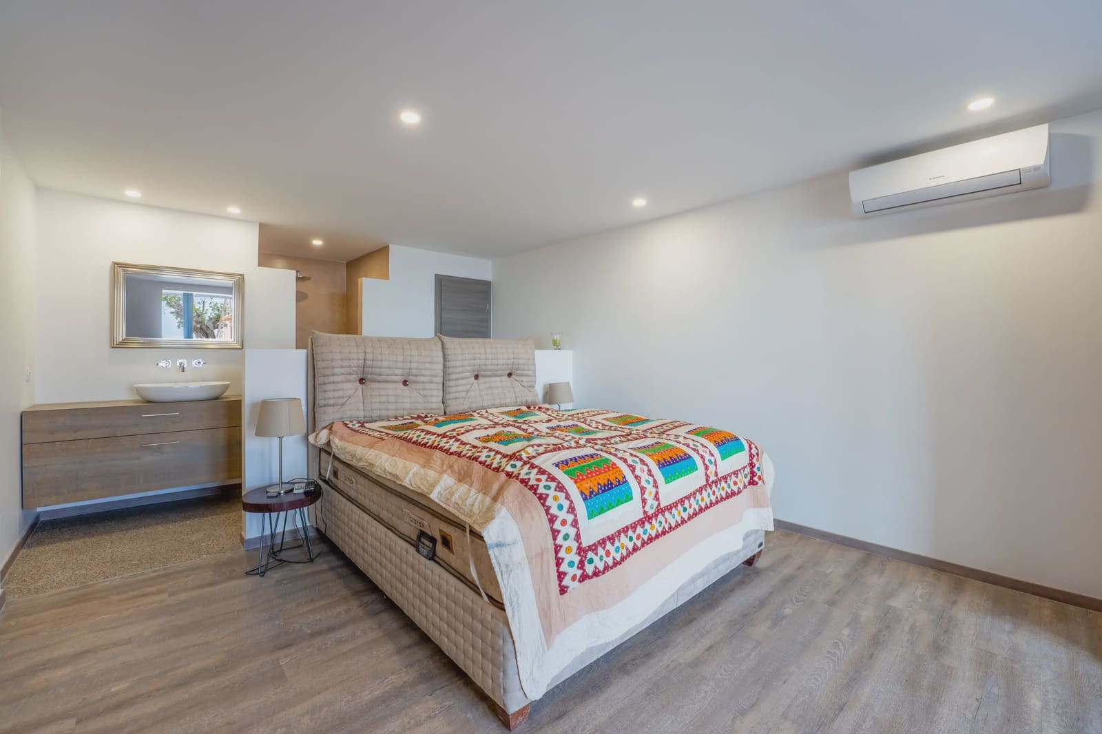 4 soveværelse Finca/Landehus til salg i Cala Murada med swimmingpool garage - € 2.600.000 (Ref: 8771018)