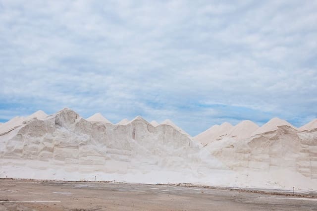 3 soveværelse Byhus til salg i Ses Salines med swimmingpool garage - € 2.300.000 (Ref: 8812876)