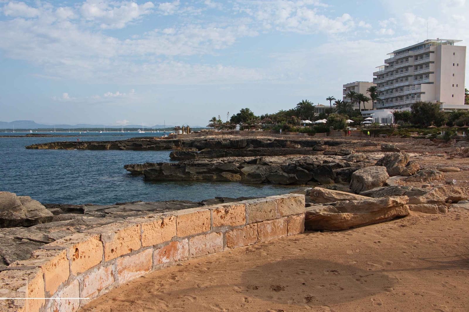 3 bedroom Townhouse for sale in Ses Salines with pool garage - € 3,100,000 (Ref: 8834390)