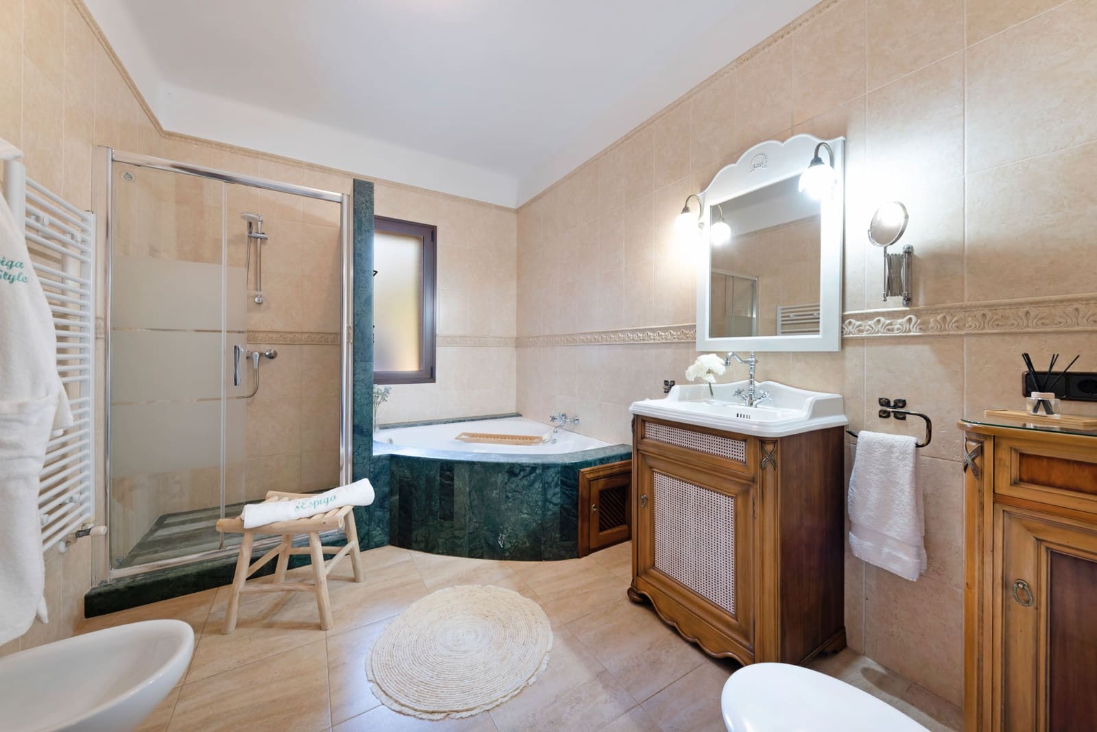 6 soveværelse Finca/Landehus til salg i Portocolom med swimmingpool garage - € 5.400.000 (Ref: 8857393)