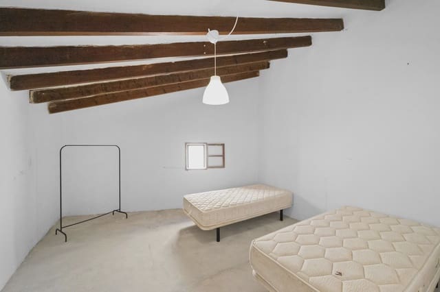 4 slaapkamer Huis te koop in Felanitx met garage - € 450.000 (Ref: 8950684)