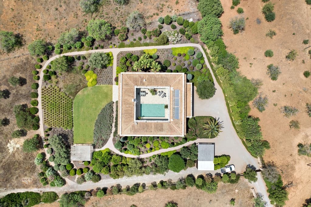 4 soveværelse Villa til salg i Alqueria Blanca med swimmingpool garage - € 6.300.000 (Ref: 9007239)