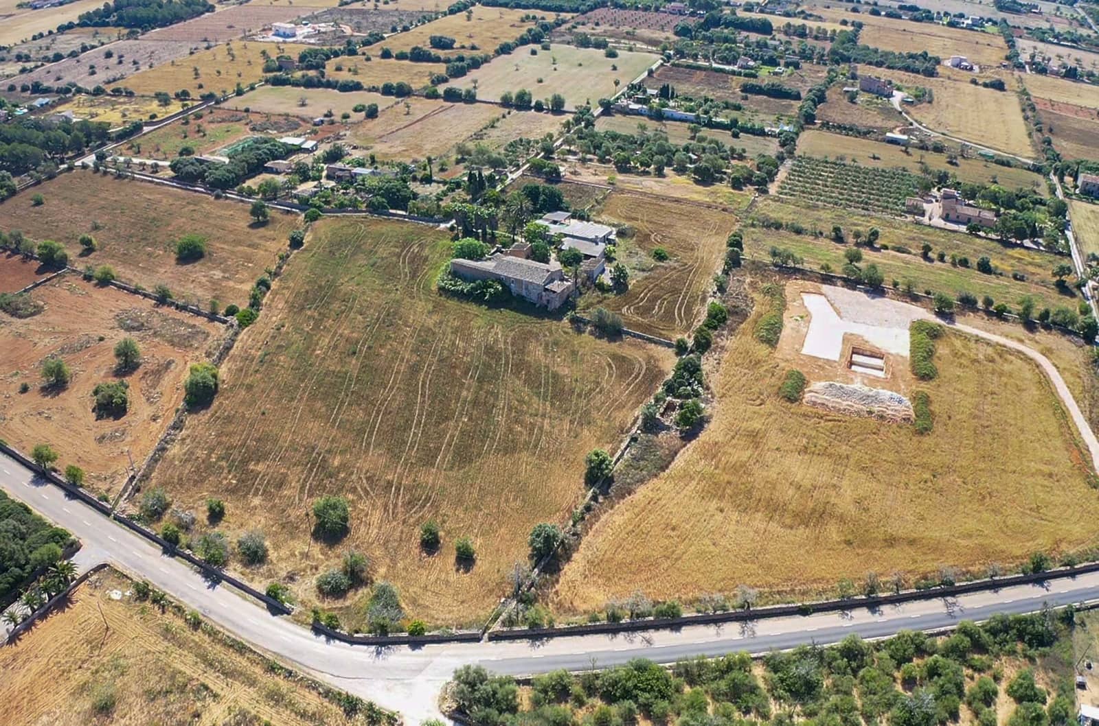 4 soveværelse Finca/Landehus til salg i Campos med garage - € 1.300.000 (Ref: 9103007)