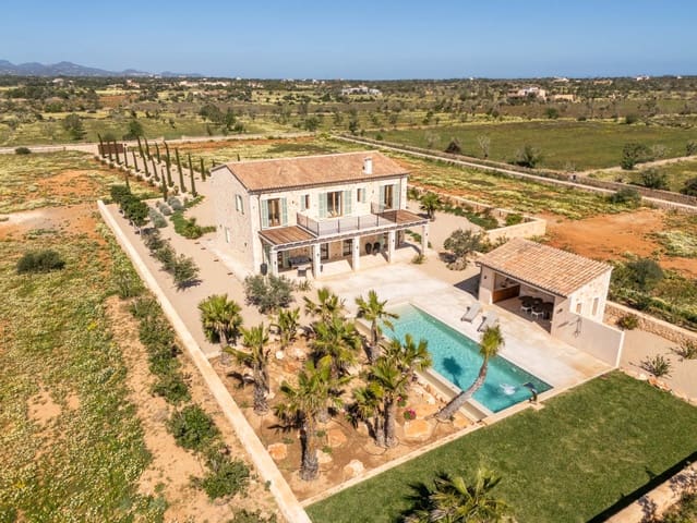 5 soveværelse Finca/Landehus til salg i Santanyí med swimmingpool garage - € 2.980.000 (Ref: 9125829)