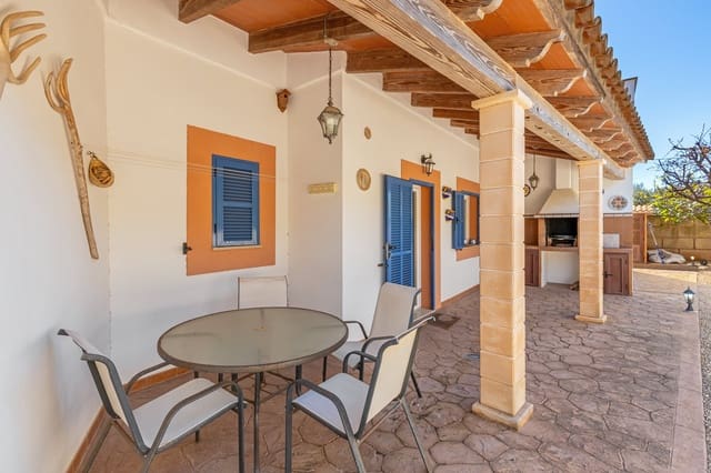 3 makuuhuone Huvila myytävänä paikassa Llucmajor mukana uima-altaan 
autotalli - 849 000 € (Ref: 9125830)