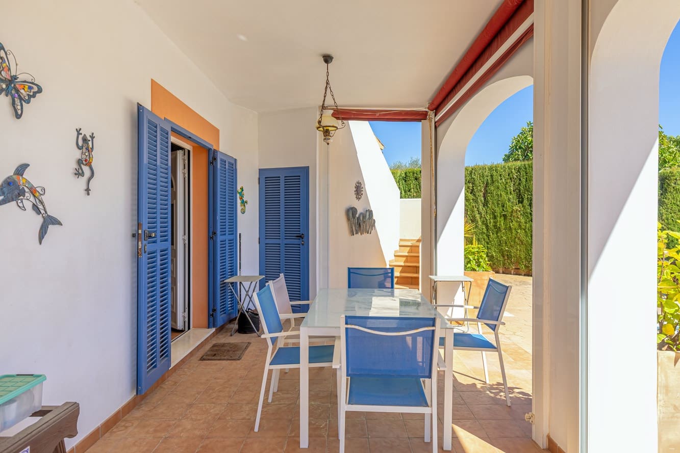 3 makuuhuone Huvila myytävänä paikassa Llucmajor mukana uima-altaan 
autotalli - 849 000 € (Ref: 9125830)