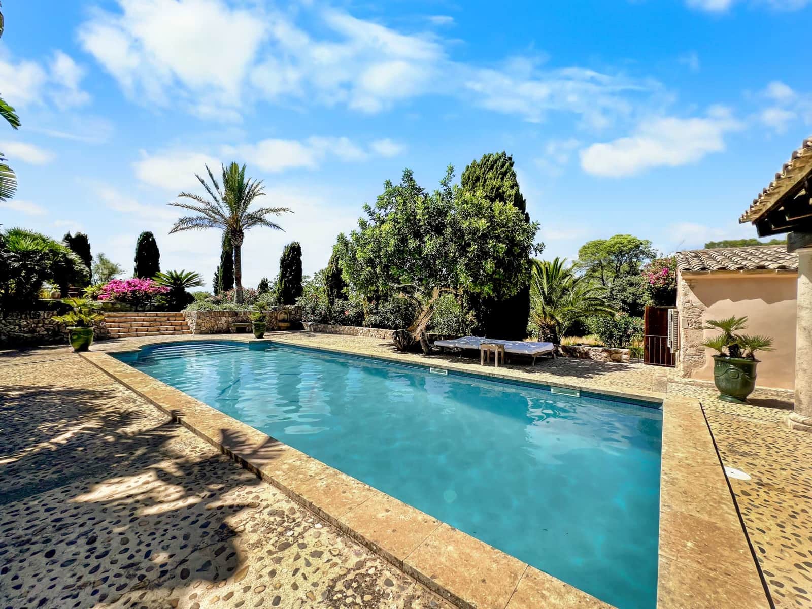 5 soveværelse Finca/Landehus til salg i Felanitx med swimmingpool garage - € 3.500.000 (Ref: 9257200)