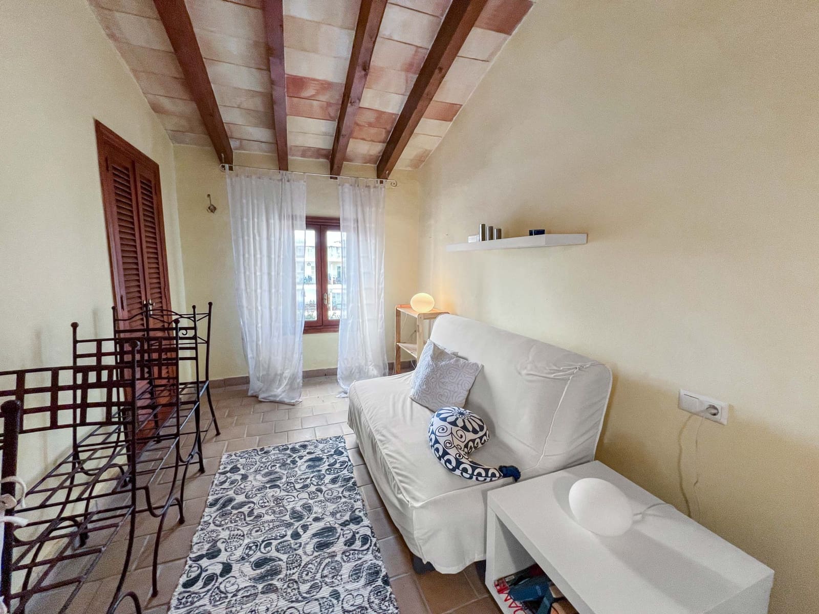 6 bedroom Townhouse for sale in Felanitx - € 495,000 (Ref: 9330541)