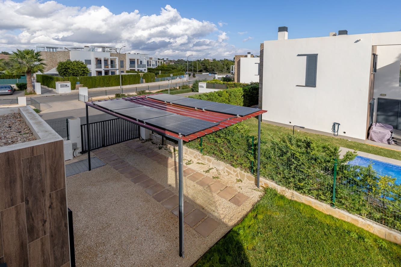 3 bedroom Villa for sale in Cala Murada with pool garage - € 1,089,000 (Ref: 9395840)