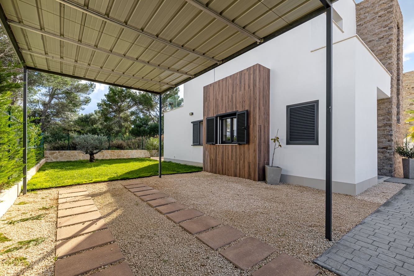 3 bedroom Villa for sale in Cala Murada with pool garage - € 1,089,000 (Ref: 9395840)