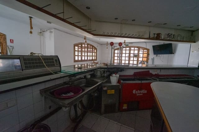 Gewerbe zu verkaufen in Portocolom, Felanitx - 365.000 € (Ref: 9415655)