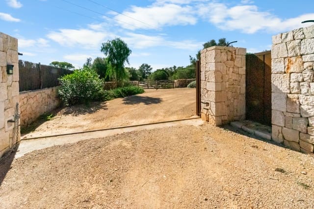 5 Zimmer Villa zu verkaufen in Portocolom, Felanitx mit Pool Garage - 3.950.000 € (Ref: 9415656)