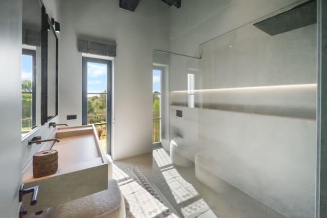 5 Zimmer Villa zu verkaufen in Portocolom, Felanitx mit Pool Garage - 3.950.000 € (Ref: 9415656)