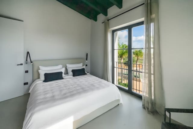 5 Zimmer Villa zu verkaufen in Portocolom, Felanitx mit Pool Garage - 3.950.000 € (Ref: 9415656)