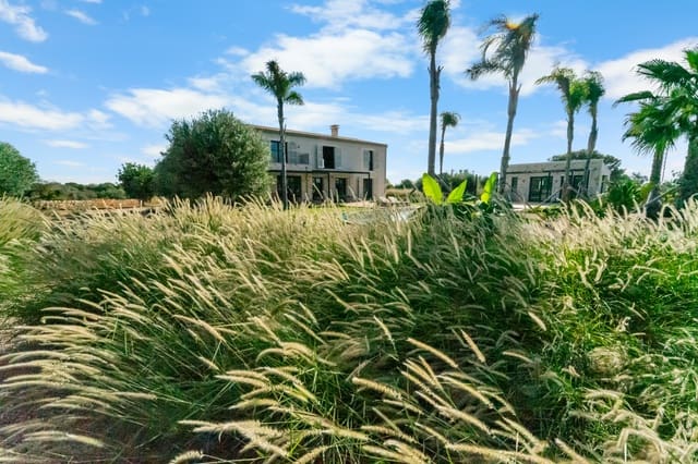 5 Zimmer Villa zu verkaufen in Portocolom, Felanitx mit Pool Garage - 3.950.000 € (Ref: 9415656)