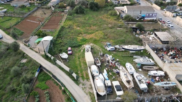 Rakentamaton maa myytävänä paikassa Felanitx - 450 000 € (Ref: 9451926)